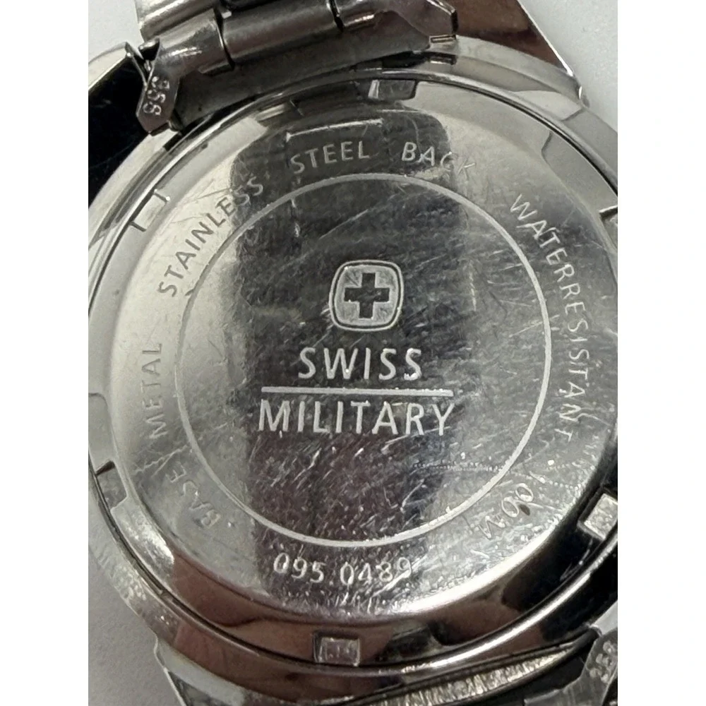 Swiss Military 0950489 New Battery Mens Watch 39MM 8